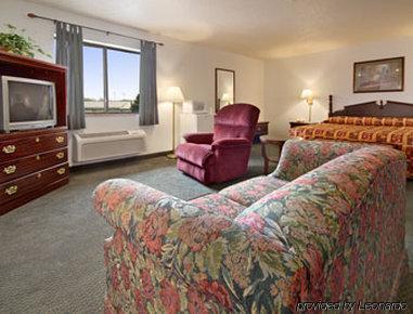 Super 8 By Wyndham Crystal Lake Quarto foto
